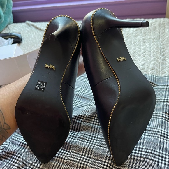 COACH HEELS - Picture 4 of 6